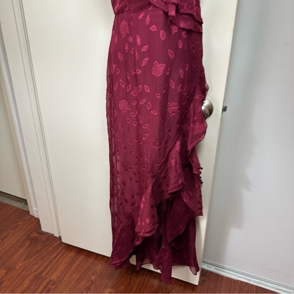 Lulus Burgundy Forever Be Floral Jacquard Ruffled Asymmetrical Maxi Dress NWOT S - Picture 13 of 16